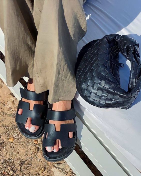 Ariadne Women's Sandal