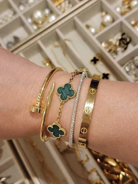 CLOVER | Green elet
