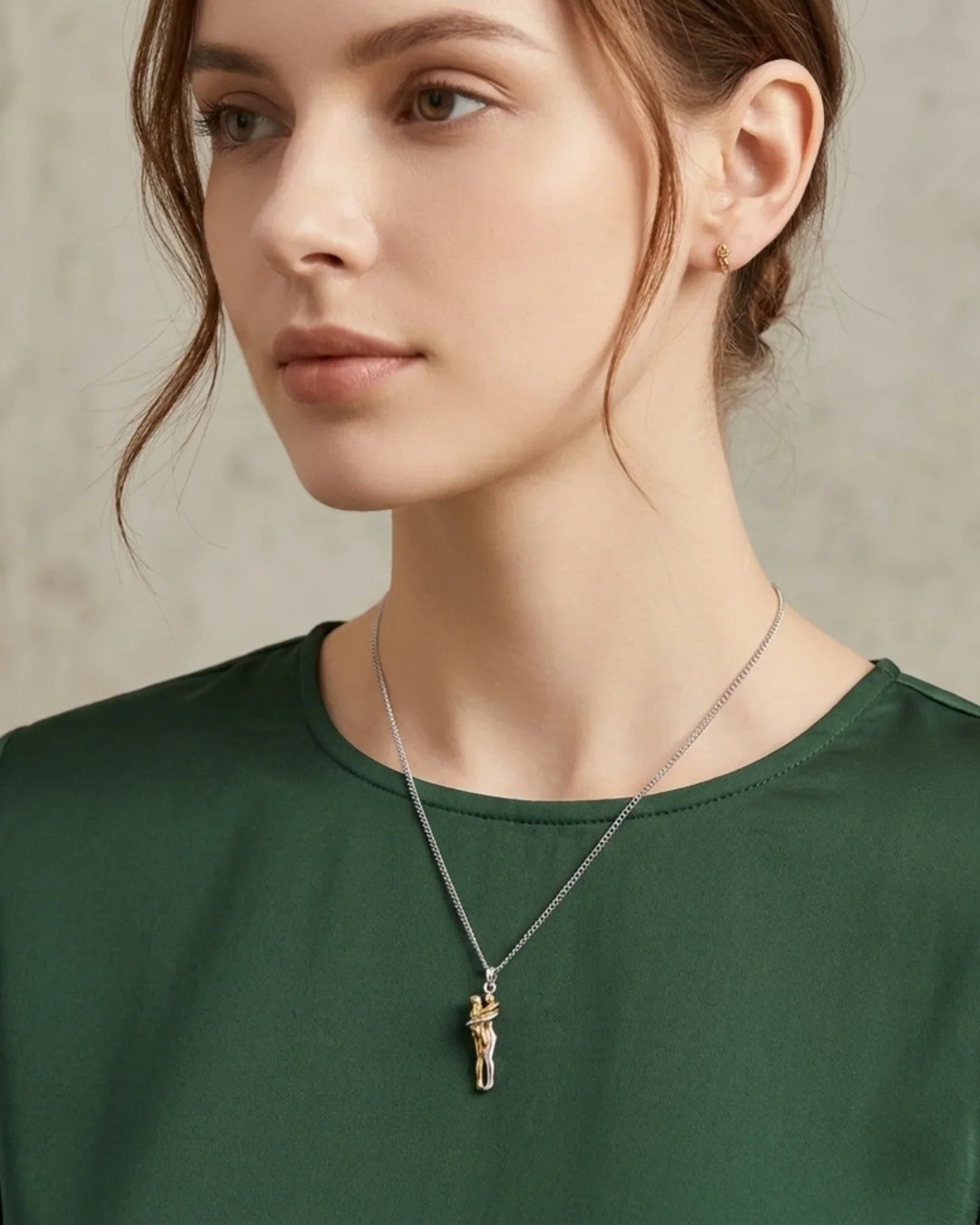 Iconic Cuddle Necklace
