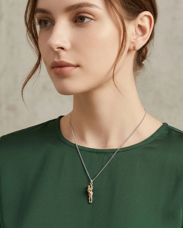Iconic Cuddle Necklace