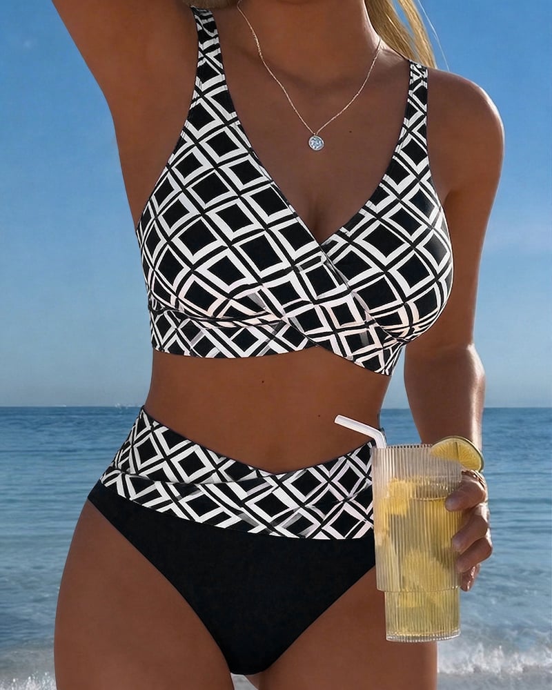 BEATRICE | DIAMOND-PATTERN TWO-PIECE BIKINI WITH SHAPED BUST