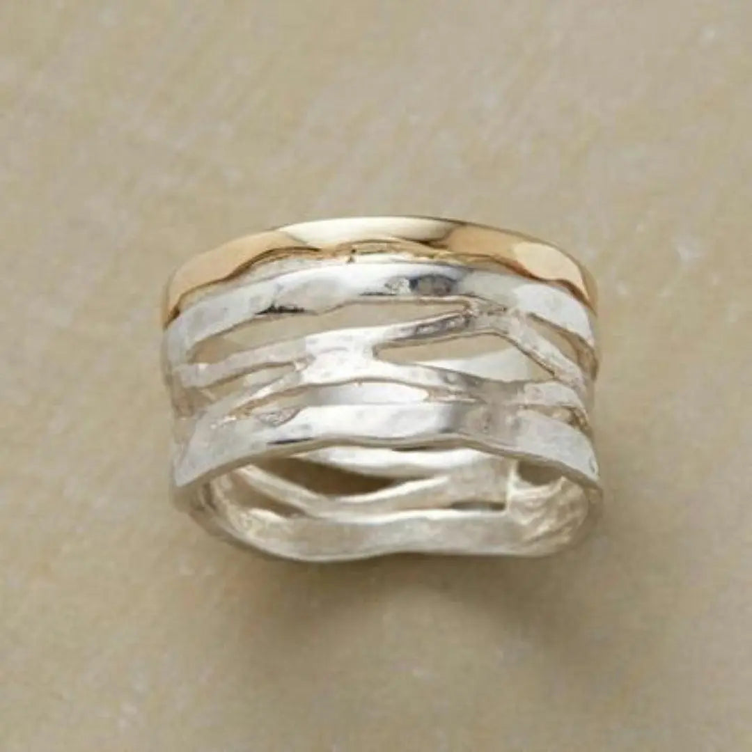Maeve | Vintage Openwork Ring in Gold and Silver