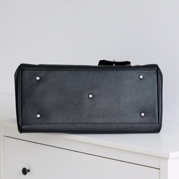 The Vanguard Tote