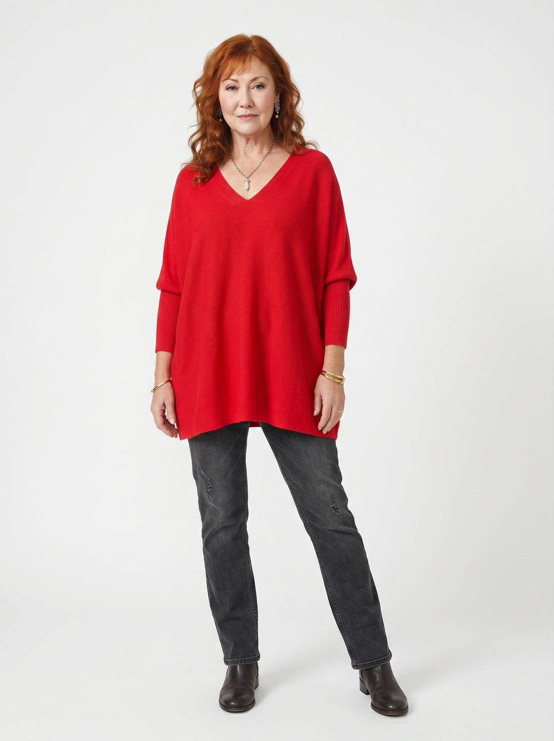 MÁIRE | ELEGANT SOFT KNIT V-NECK SWEATER