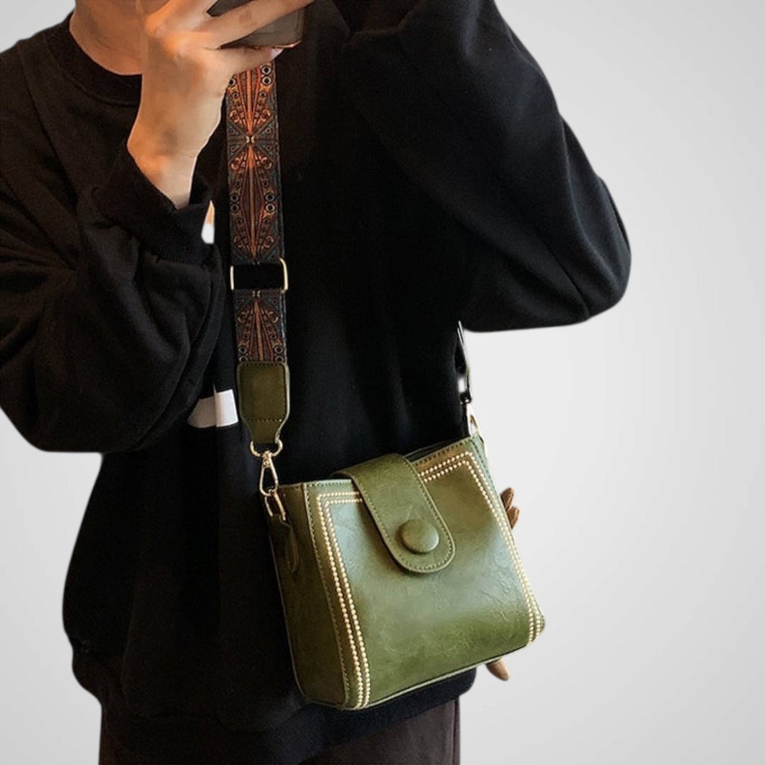 Retro Bag with Adjustable Wide Strap