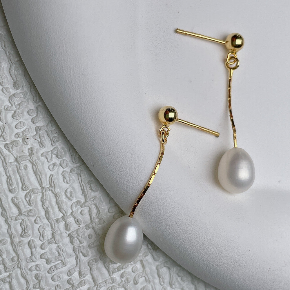 Elena | Elegant Pearl Earrings