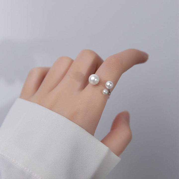 Patience | Pearl Trio Ring