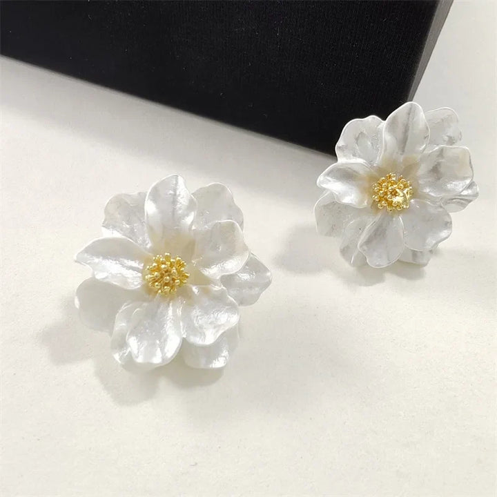 Elsie | White Acrylic Stud Earrings