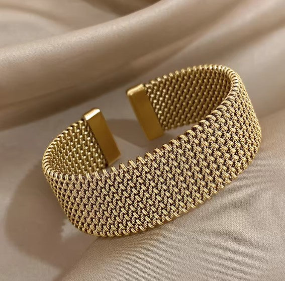 Willa | Woven Mesh Open Bracelet