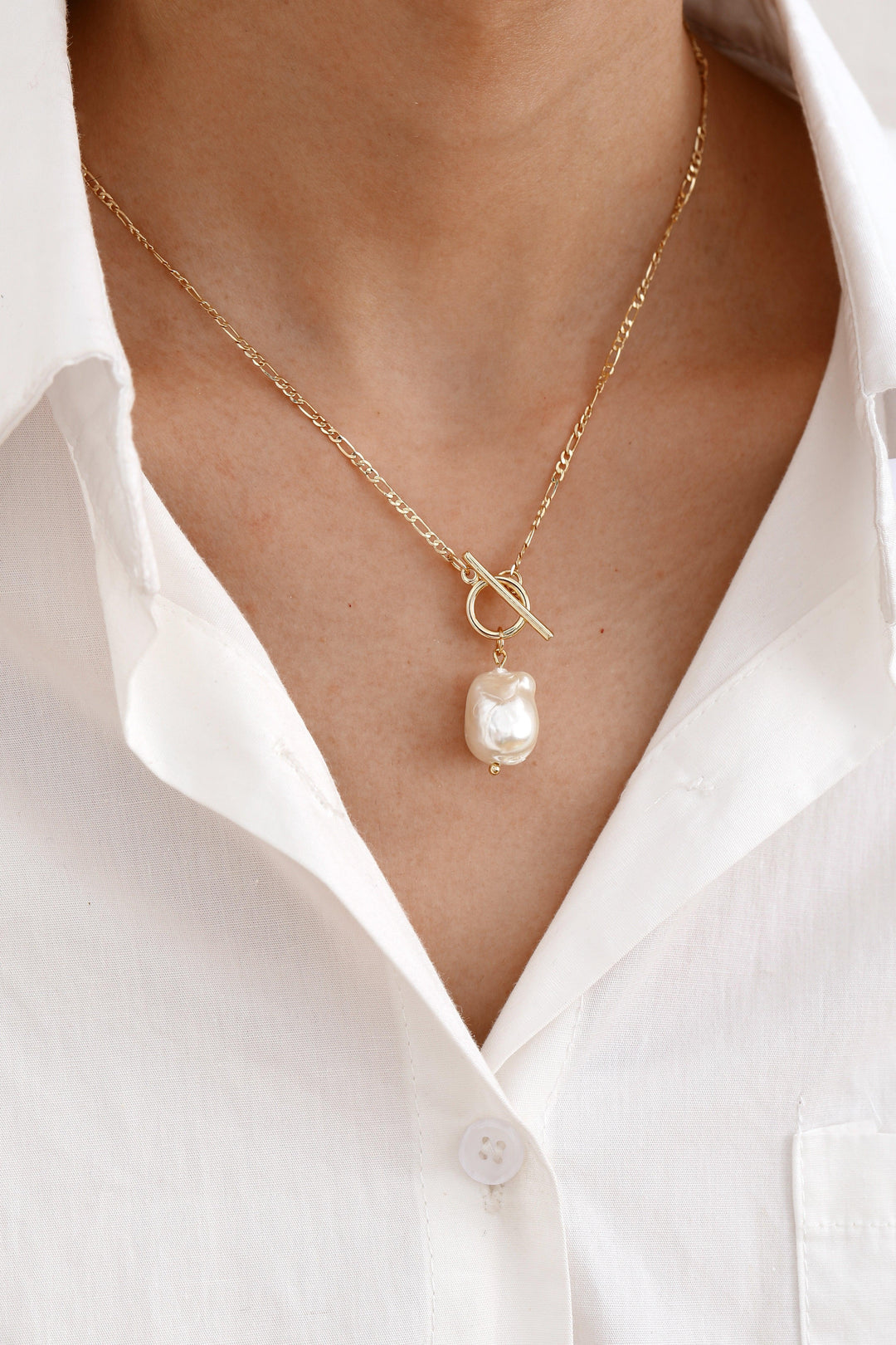Doreen | Necklace with Golden Pearls