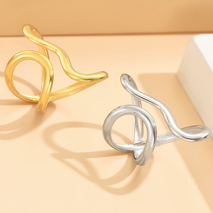 Sylvia | Asymmetric Wave Ring