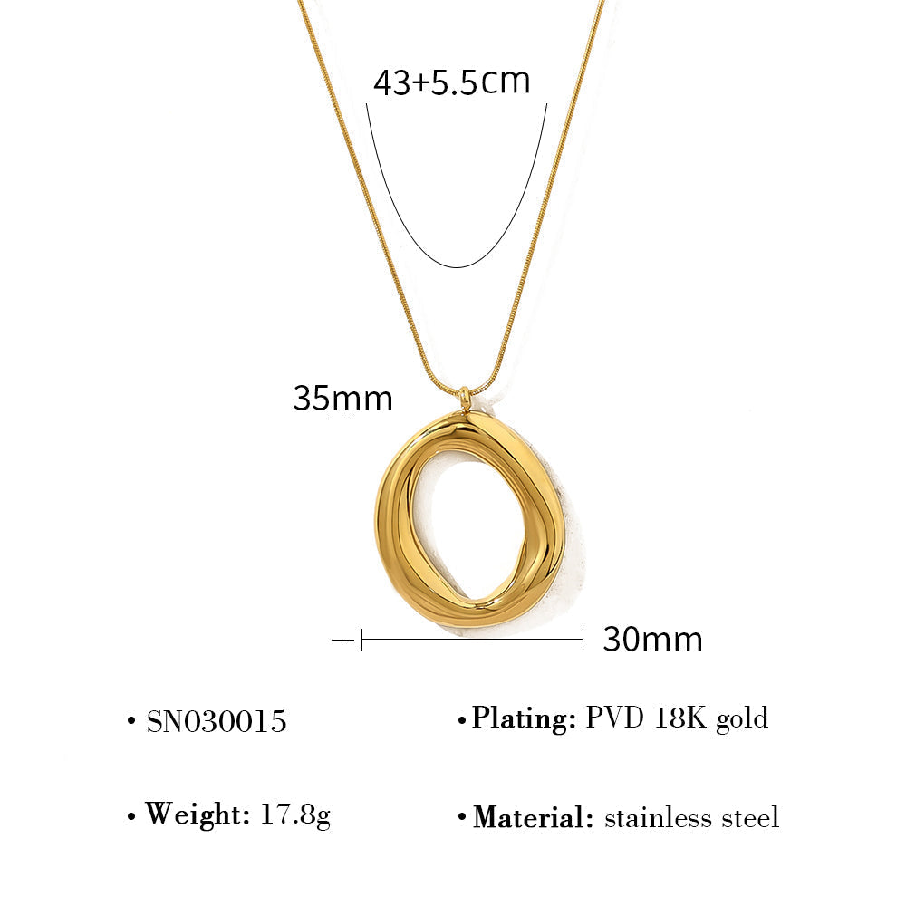 Gail | Gilded Oval Necklace