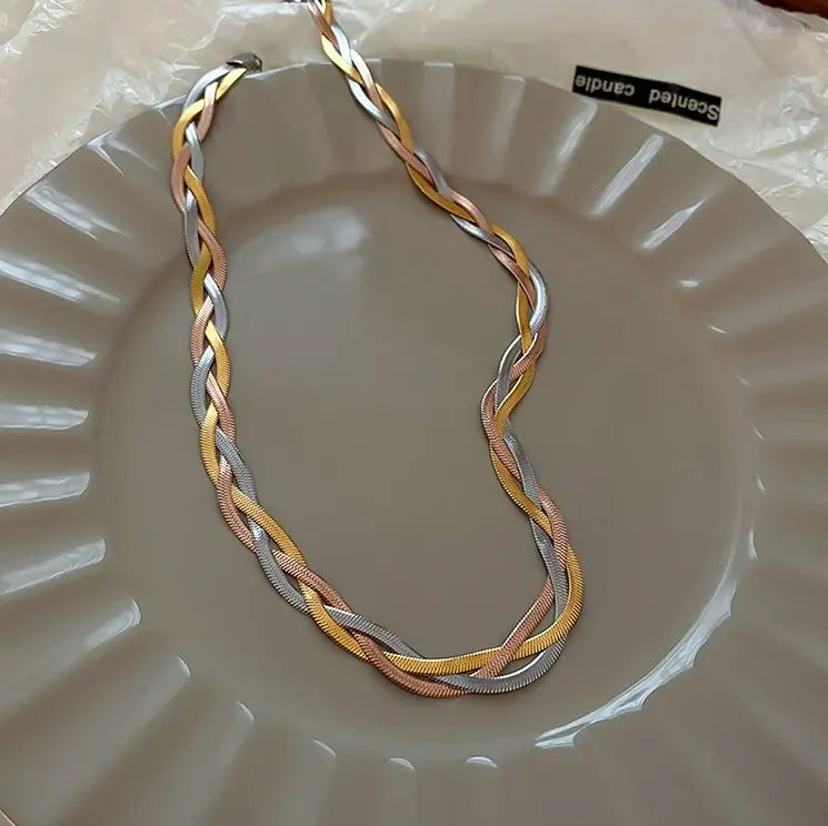 Simone | Chic Necklace in Gold and Silver
