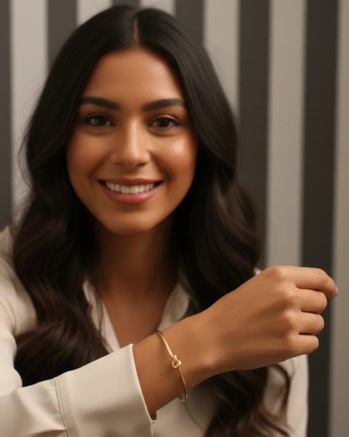 Iconic Knot Bracelet