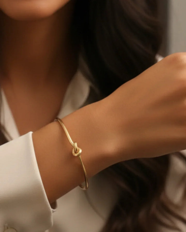 Iconic Knot Bracelet