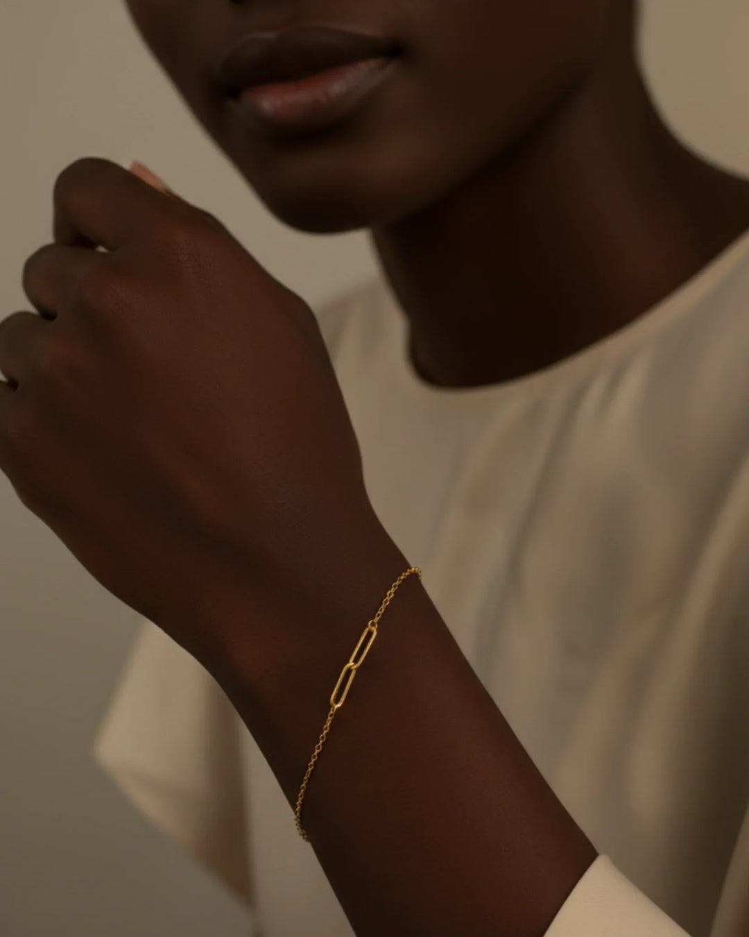 Connected Essential Bracelet