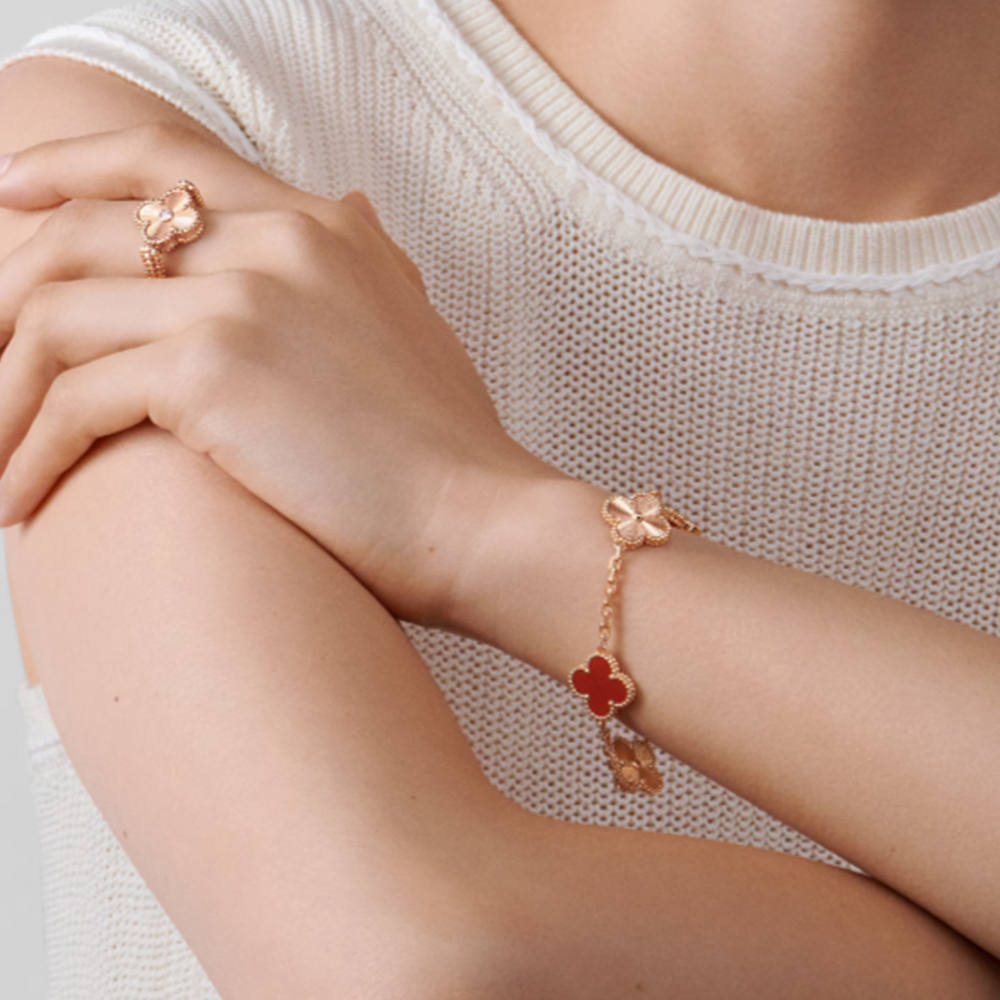CLOVER | Red Rose Gold Guilloché elet