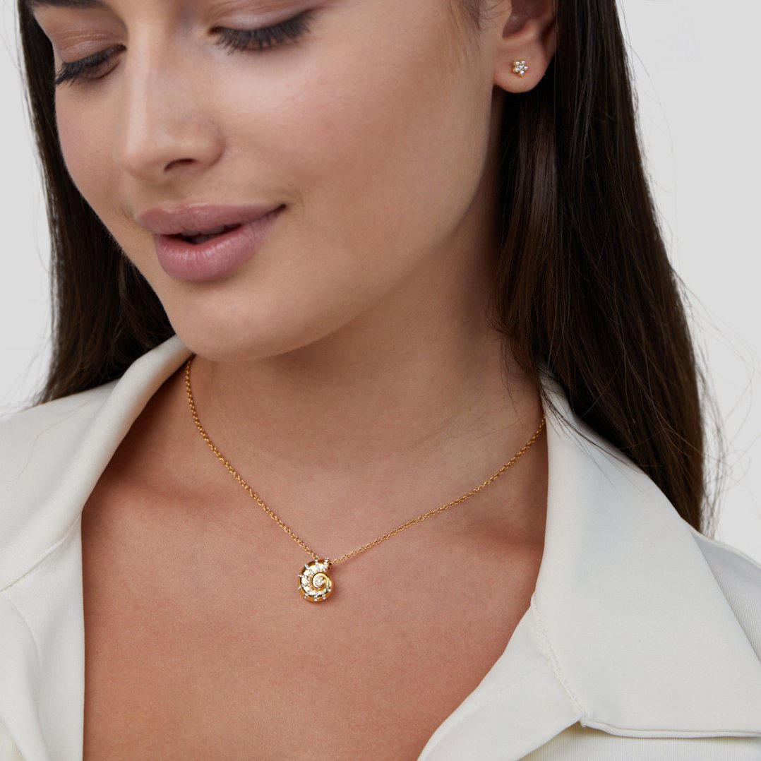 Shelley | Shell and Crystal Pendant Necklace