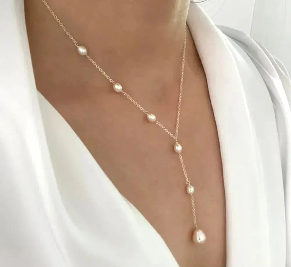 Dorothea | Vintage Pendant Necklace with Pearls